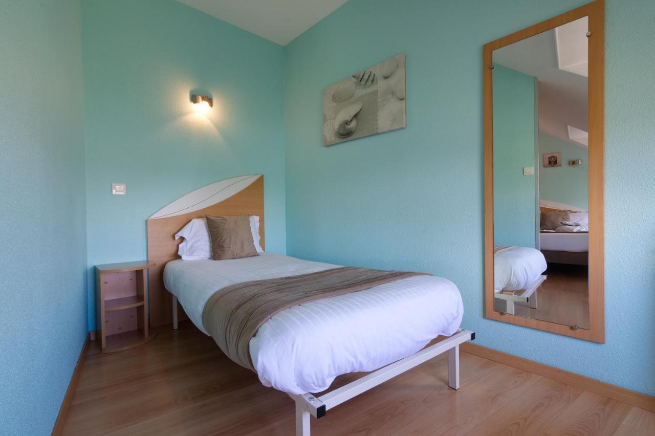 Logis Hotel Centrotel Et Spa Bulles D'Allier Montmarault Exterior photo