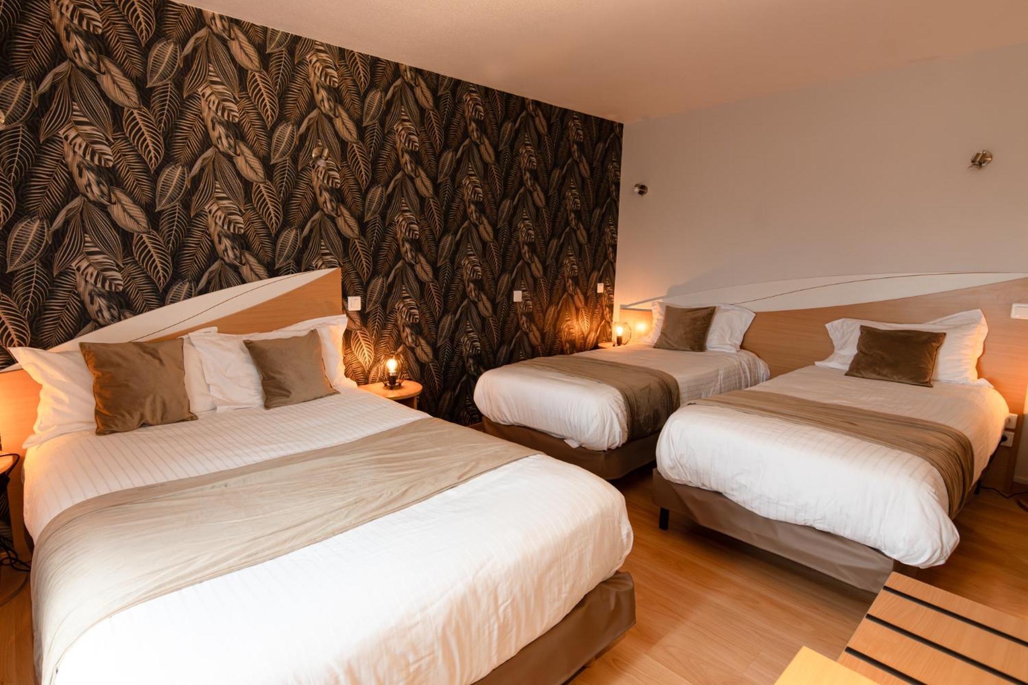 Logis Hotel Centrotel Et Spa Bulles D'Allier Montmarault Exterior photo